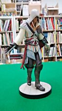 ezio auditore statua usato  Palermo