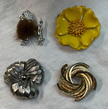 Vintage brooch lot for sale  Oroville