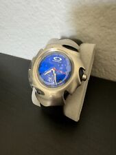 Novo! Relógio suíço Oakley Blade 2 - Mostrador azul Sunburst - Aço inoxidável - Pulseira, usado comprar usado  Enviando para Brazil
