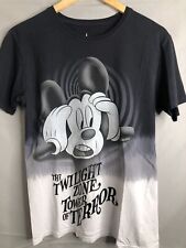 Camiseta Mickey Mouse Adulto Twilight Zone Torre do Terror Parques da Disney Tamanho P Pequena comprar usado  Enviando para Brazil