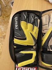 Reusch goalkeeper gloves usato  Italia