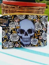 Trousse skull roses d'occasion  Sellières