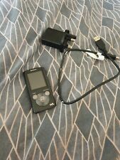 Sony Walkman NWZ-E384 Negro (8GB) MP3 reproductor de medios digitales, usado segunda mano  Embacar hacia Argentina