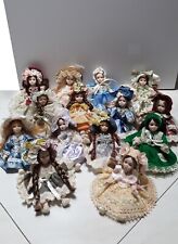 Bambole porcellana artigianali usato  Ragalna