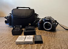 Cuerpo-Xit bolsa de transporte para cámara réflex digital Nikon D D5200 24,1 MP, 2 cargadores, 3 baterías, usado segunda mano  Embacar hacia Argentina