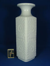 relief porcelain vase gebraucht kaufen  Wuppertal