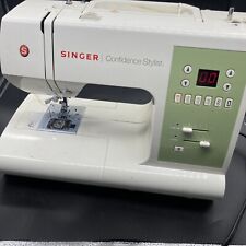 Máquina de costura computadorizada Singer 7469 Confidence Quilter. Pá incluída comprar usado  Enviando para Brazil