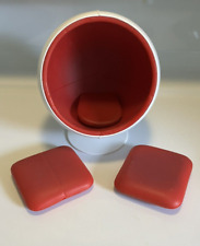Cadeira de bola vermelha escala 1:12, cadeira de ovos moderna miniatura meados do século, casa de bonecas comprar usado  Enviando para Brazil
