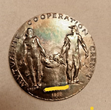Médaille bronze argenté d'occasion  Paris-