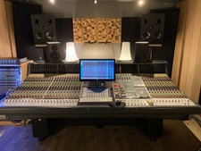 Neve console with d'occasion  Sarzeau