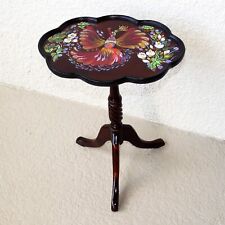 Scalloped end table for sale  Boca Raton