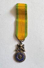Médaille militaire miniature d'occasion  France