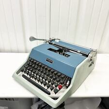 Usado, Máquina de escrever portátil Olivetti Underwood 21 década de 1960 em estado de funcionamento com estojo comprar usado  Enviando para Brazil