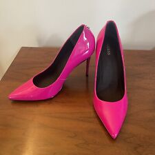 Zapatos de tacón alto GUESS rosa brillante charol sintético punta 9,5, usado segunda mano  Embacar hacia Argentina