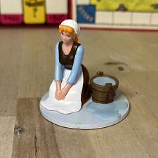 Balde de esfregão e cinderela Disney figura de PVC topo de bolo, decoração de 2,5" comprar usado  Enviando para Brazil
