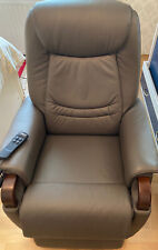 Fotel rehabilitacyjny  skorzany,elektryczny z pilotem z funkcja pomocy wstawania, używany na sprzedaż  PL