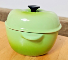 Creuset green apple d'occasion  Expédié en Belgium