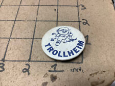 Original circa 1980's Pinback button: TROLLHEIM - SKIING, brukt til salgs  Frakt til Norway