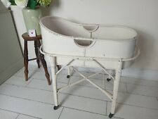Moses basket Cot Wicker Bassinet  Castors Nursery Baby Cot Castors , used for sale  Shipping to South Africa
