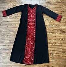 Embroidered thobe abaya d'occasion  Expédié en Belgium