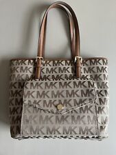 kors micheal purse for sale  Trumbull