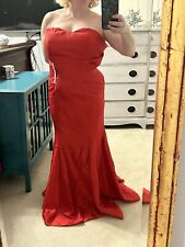 Beautiful red strapless for sale  Enterprise