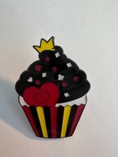 Prendedor misterioso Queen of Hearts Disney Villains Cupcake Loungefly caja ciega (A1) segunda mano  Embacar hacia Argentina