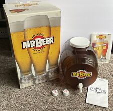 Kit de fabricação de cerveja Mr Beer Homebrewery sistema de microcervejaria caseira comprar usado  Enviando para Brazil
