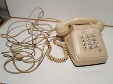 Ancien téléphone blanc d'occasion  Maintenon