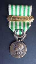 Occasion, Médaille des Dardanelles. Barrette emboutie (ancienne) de style oriental. d'occasion  France