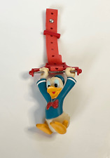 Usado, Juguete cochecito de apretar vintage del pato Donald de The Walt Disney Company segunda mano  Embacar hacia Argentina