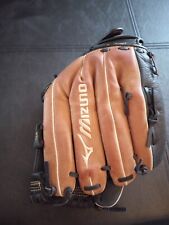 Mizuno fielders glove for sale  Lowell