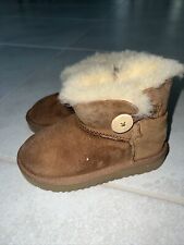 Ugg classic short for sale  Daly City