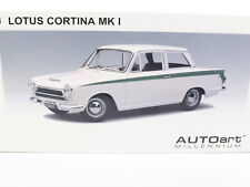 Autoart lotus cortina d'occasion  Expédié en Belgium