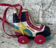 Usado, Bandolera Betsey Johnson Roller Girl Roller Skate Derby  segunda mano  Embacar hacia Argentina