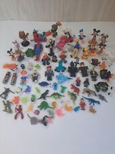 Lote grande de cajones chatarra de juguete animales de Disney figuras de héroe dinosaurios, usado segunda mano  Embacar hacia Argentina