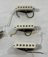 2011 Fender Stratocaster MIM captadores de bobina única ponte branca pescoço médio com HW comprar usado  Enviando para Brazil