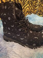 Star moon boots for sale  BLANDFORD FORUM