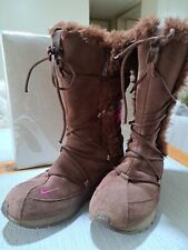 Botas de invierno para mujer Nike 311959-261 gamuza marrón rosa con cremallera lateral talla 8,5 segunda mano  Embacar hacia Argentina