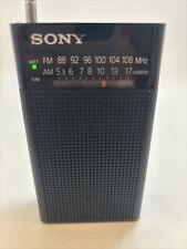 Radio de bolsillo portátil Sony ICF-P26 AM/FM tipo altavoz incorporado *Probado* segunda mano  Embacar hacia Argentina