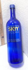 Usado, Botella de exhibición ficticia de vidrio Skyy de 18" pulgadas vodka vacía  segunda mano  Embacar hacia Argentina