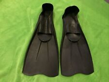 Size fins black for sale  BRISTOL