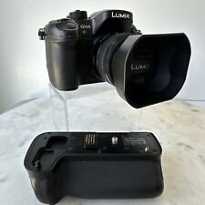 Câmera sem espelho Panasonic Lumix GH4 4K com lente Lumix 25mm e bateria comprar usado  Enviando para Brazil