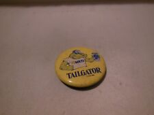 94FM WKTI Radio Milwaukee Wisconsin 1983 Old Style Beer Tailgator Pin BREWERS d'occasion  Expédié en France