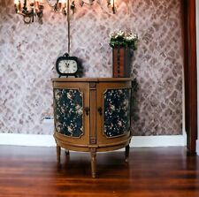 Elegant entry table for sale  Royse City
