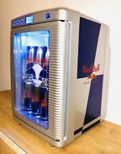 Red Bull mini fridge! nuevo! para bebidas frías 220V-240V Casa Jardín/12V Coche Camper, usado segunda mano  Embacar hacia Spain