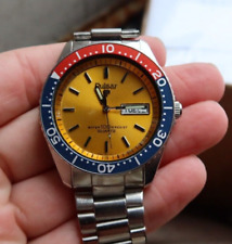 Vintage Pulsar Men's Watch Wristwatch Day Date Red Blue Gold Face Y563-6019 LOOK, used for sale  Shipping to South Africa