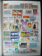 Lot 500 timbres d'occasion  Sauzet