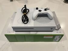 Microsoft Xbox One S 1 TB de armazenamento com cabo de alimentação, HDMI, controle sem fio e caixa, usado comprar usado  Enviando para Brazil