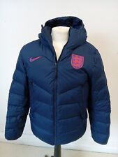 Jaqueta acolchoada Nike Inglaterra futebol azul jogador edição isolada tamanho UK G comprar usado  Enviando para Brazil